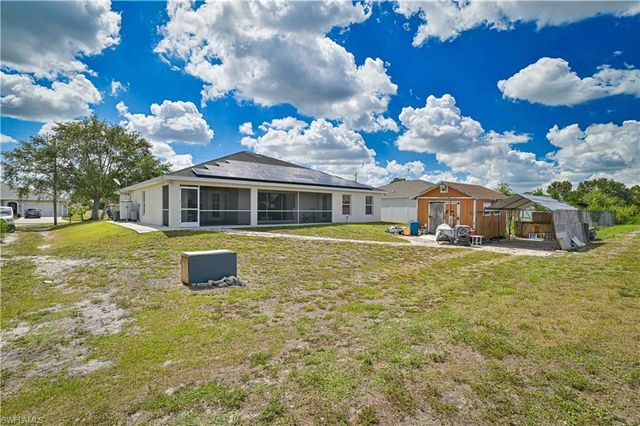 917 Albert AVE, Lehigh Acres, FL 33971