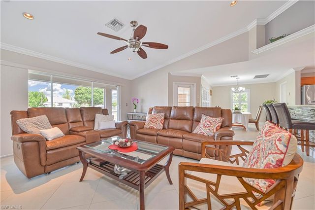 917 Albert AVE, Lehigh Acres, FL 33971