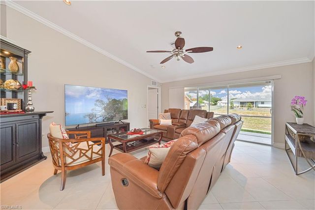 917 Albert AVE, Lehigh Acres, FL 33971