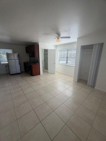 820 L Street C, Lake Worth Beach, FL 33460