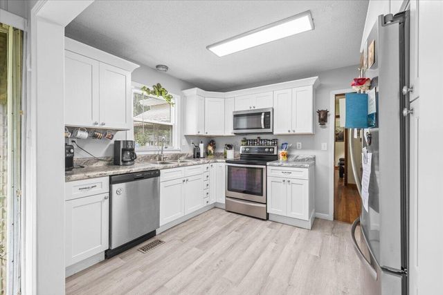 212 Harker Road, Fort Oglethorpe, GA 30742