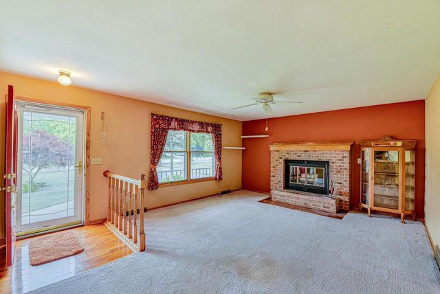 W6070 Thornapple Lane, Fort Atkinson, WI 53538
