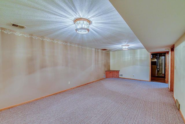 W6070 Thornapple Lane, Fort Atkinson, WI 53538
