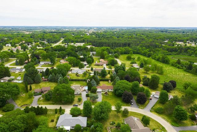 W6070 Thornapple Lane, Fort Atkinson, WI 53538