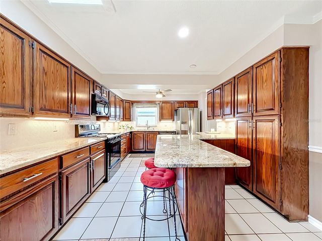 5020 THE OAKS CIRCLE, Edgewood, FL 32809