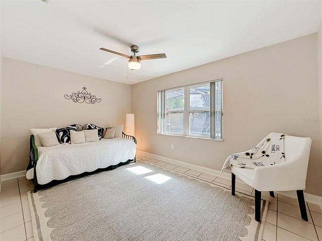 5020 THE OAKS CIRCLE, Edgewood, FL 32809