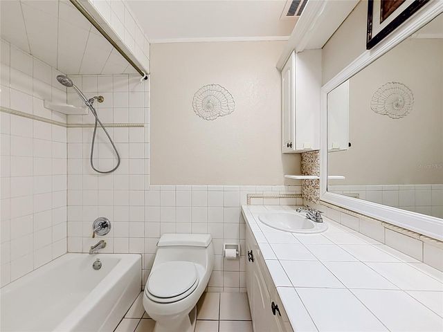 5020 THE OAKS CIRCLE, Edgewood, FL 32809