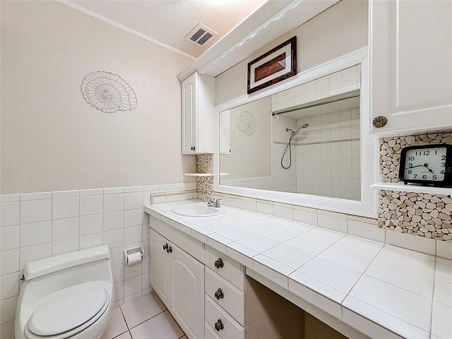 5020 THE OAKS CIRCLE, Edgewood, FL 32809