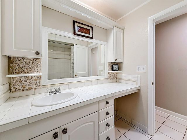 5020 THE OAKS CIRCLE, Edgewood, FL 32809