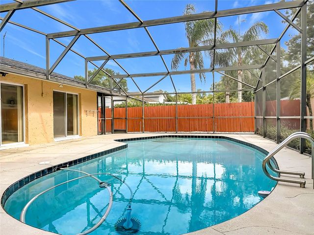 5020 THE OAKS CIRCLE, Edgewood, FL 32809