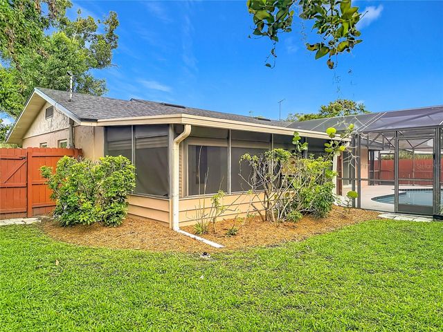 5020 THE OAKS CIRCLE, Edgewood, FL 32809