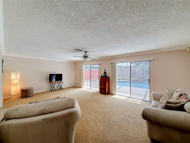5020 THE OAKS CIRCLE, Edgewood, FL 32809