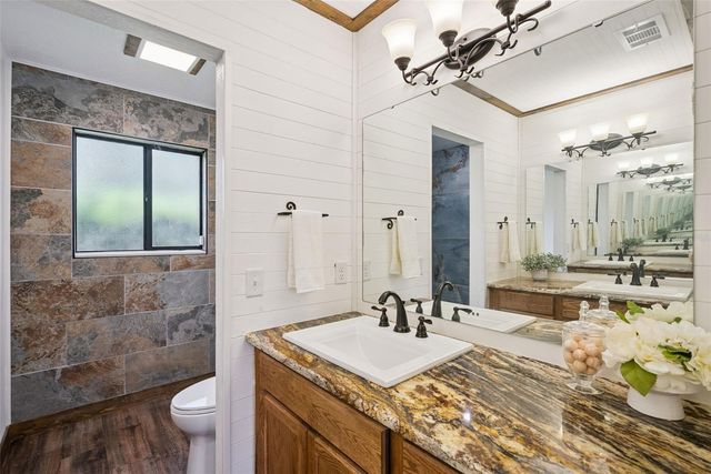 916 E CLEVELAND STREET, Apopka, FL 32703