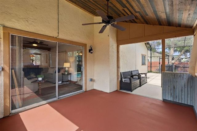 916 E CLEVELAND STREET, Apopka, FL 32703