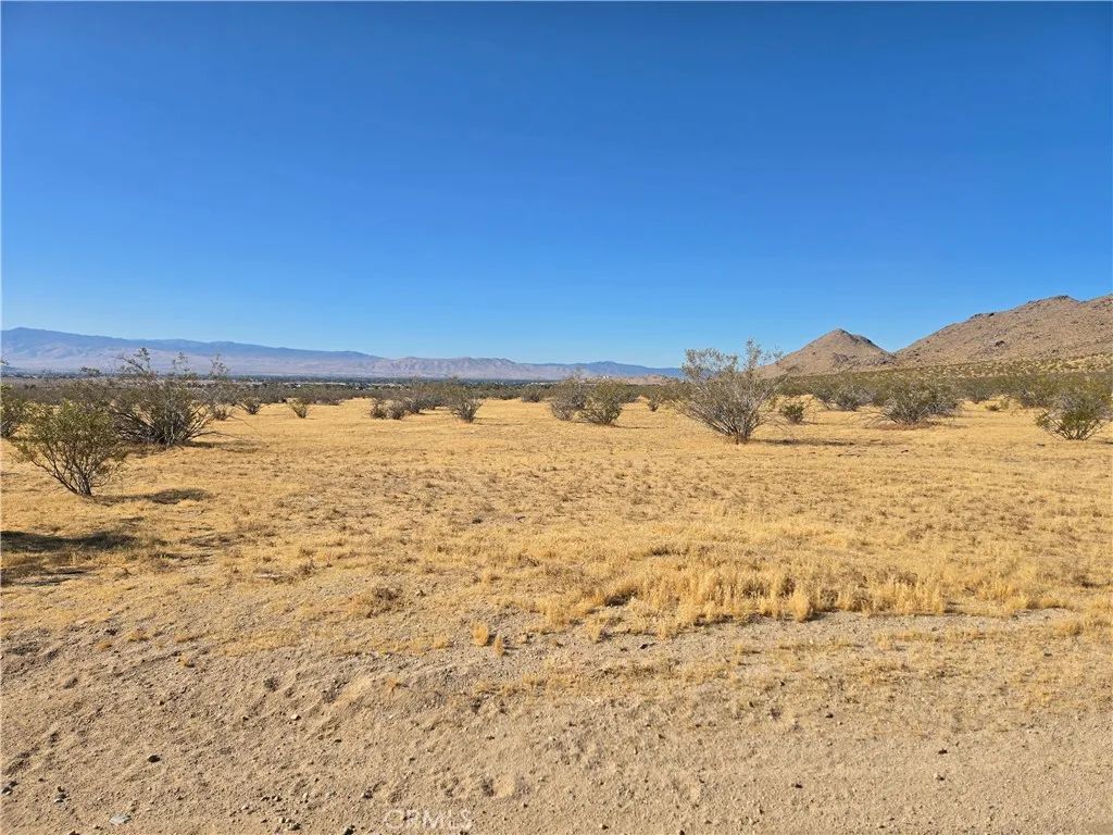 0 Falchion Rd 0472-331-03, Apple Valley, CA 92307