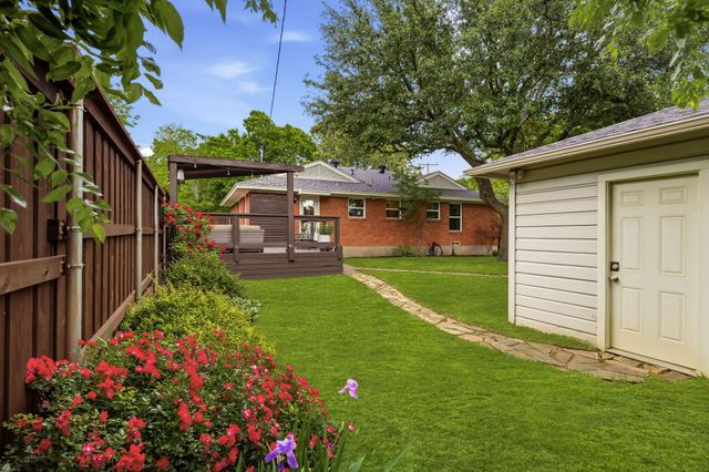 11605 Colmar Street, Dallas, TX 75218