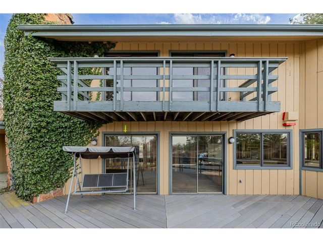 885 Front Range Rd, Littleton, CO 80120