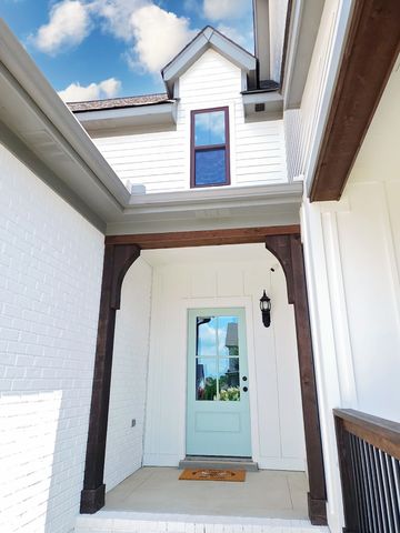 9023 Safe Haven Pl, Spring Hill, TN 37174