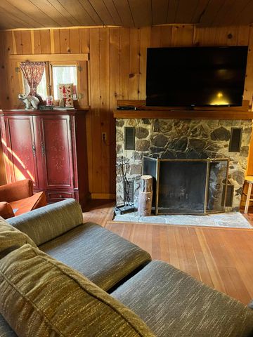 2115 Ferguson Drive, Camp Nelson, CA 93265