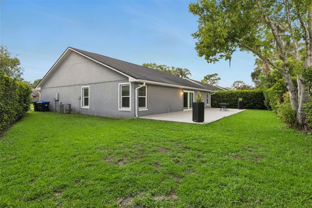 2011 EXCALIBUR DRIVE, Orlando, FL 32822