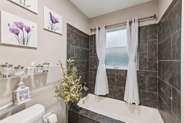 2011 EXCALIBUR DRIVE, Orlando, FL 32822