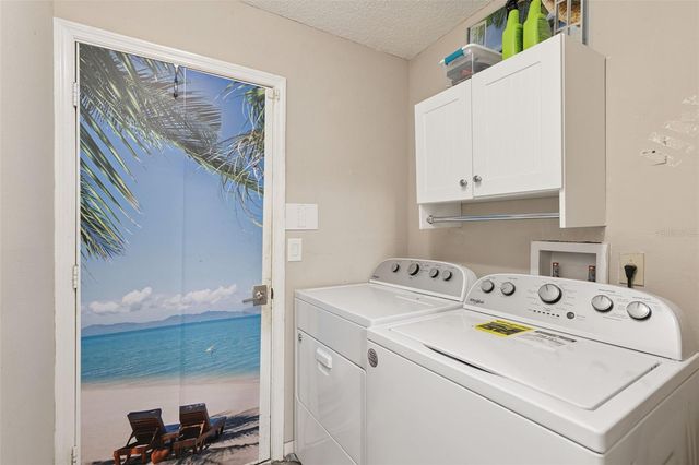 2011 EXCALIBUR DRIVE, Orlando, FL 32822