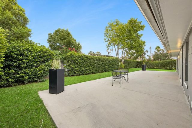 2011 EXCALIBUR DRIVE, Orlando, FL 32822