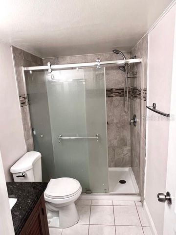 942 LAKE DESTINY ROAD A, Altamonte Springs, FL 32714