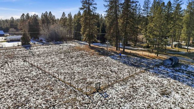 7 E Westmoreland Rd, Deer Park, WA 99006