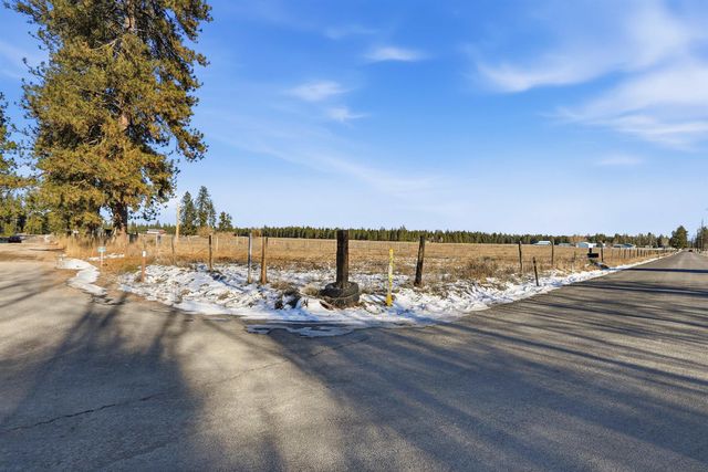 7 E Westmoreland Rd, Deer Park, WA 99006