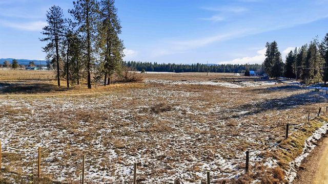 7 E Westmoreland Rd, Deer Park, WA 99006