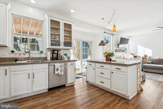 101 NEWPORT CIR, Atglen, PA 19310