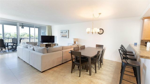 3100 N Course Lane 510, Pompano Beach, FL 33069