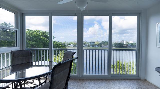 3100 N Course Lane 510, Pompano Beach, FL 33069