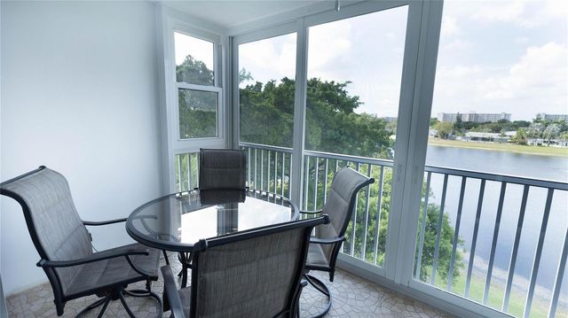 3100 N Course Lane 510, Pompano Beach, FL 33069