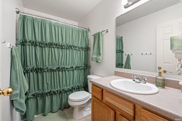 1723 Grafton Place, Fort Wayne, IN 46808