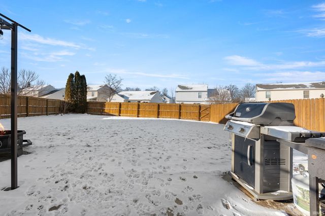 1723 Grafton Place, Fort Wayne, IN 46808