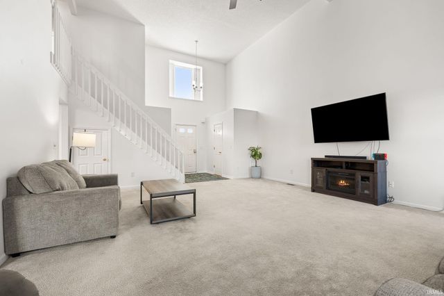 1723 Grafton Place, Fort Wayne, IN 46808