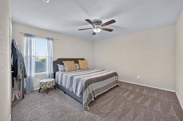 1332 Foxglove Lane, Burleson, TX 76028