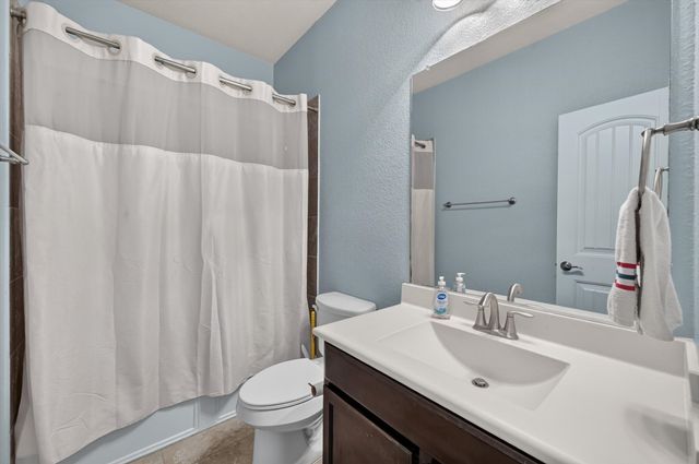 1332 Foxglove Lane, Burleson, TX 76028