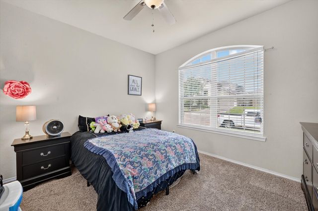 1332 Foxglove Lane, Burleson, TX 76028