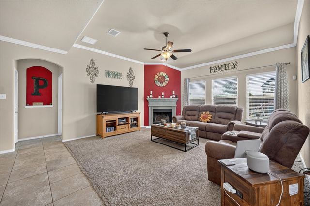 1332 Foxglove Lane, Burleson, TX 76028