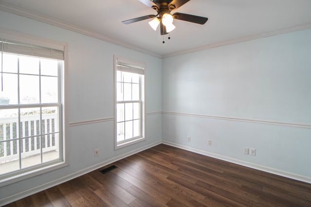 2553 Emerald Ct, Clarksville, TN 37042