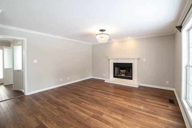 2553 Emerald Ct, Clarksville, TN 37042