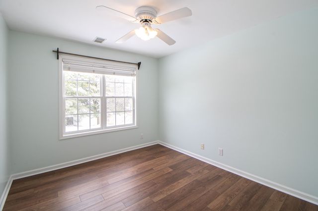 2553 Emerald Ct, Clarksville, TN 37042