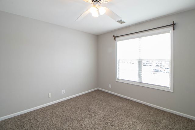 2553 Emerald Ct, Clarksville, TN 37042