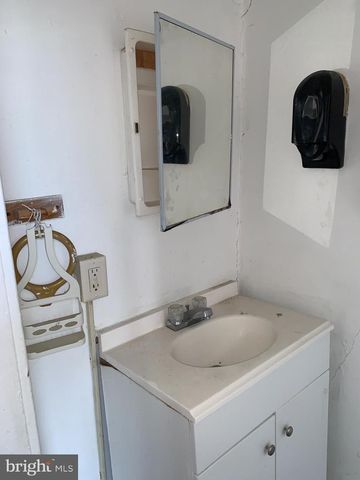 2922 ULMAN AVE, Baltimore, MD 21215