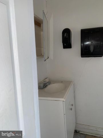 2922 ULMAN AVE, Baltimore, MD 21215