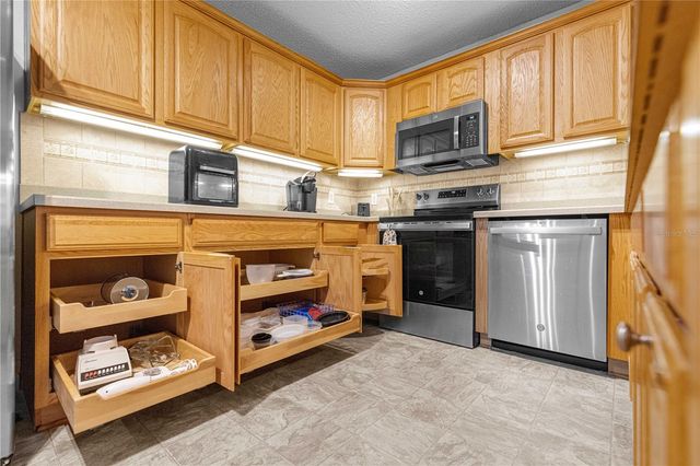 8785 SW 91ST STREET D, Ocala, FL 34481