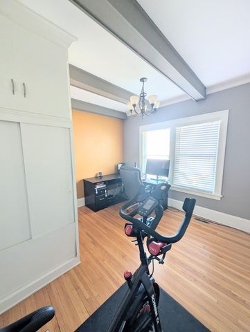 1105 California Avenue W, Saint Paul, MN 55108